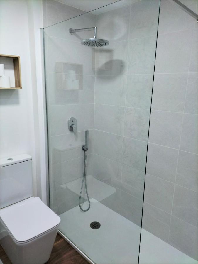 Valencia Beach Room With Private Bathroom Coliving Port Saplaya Extérieur photo