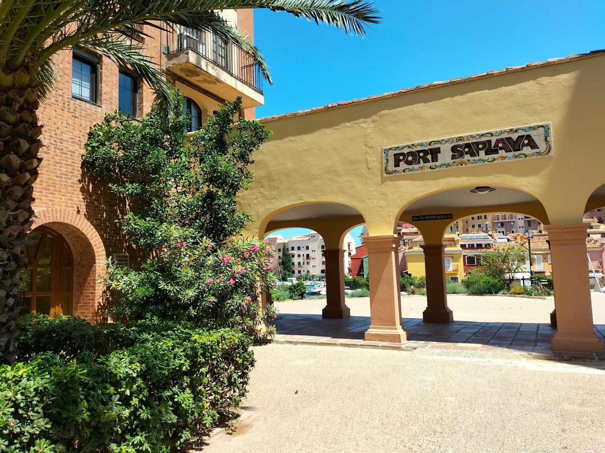Valencia Beach Room With Private Bathroom Coliving Port Saplaya Extérieur photo