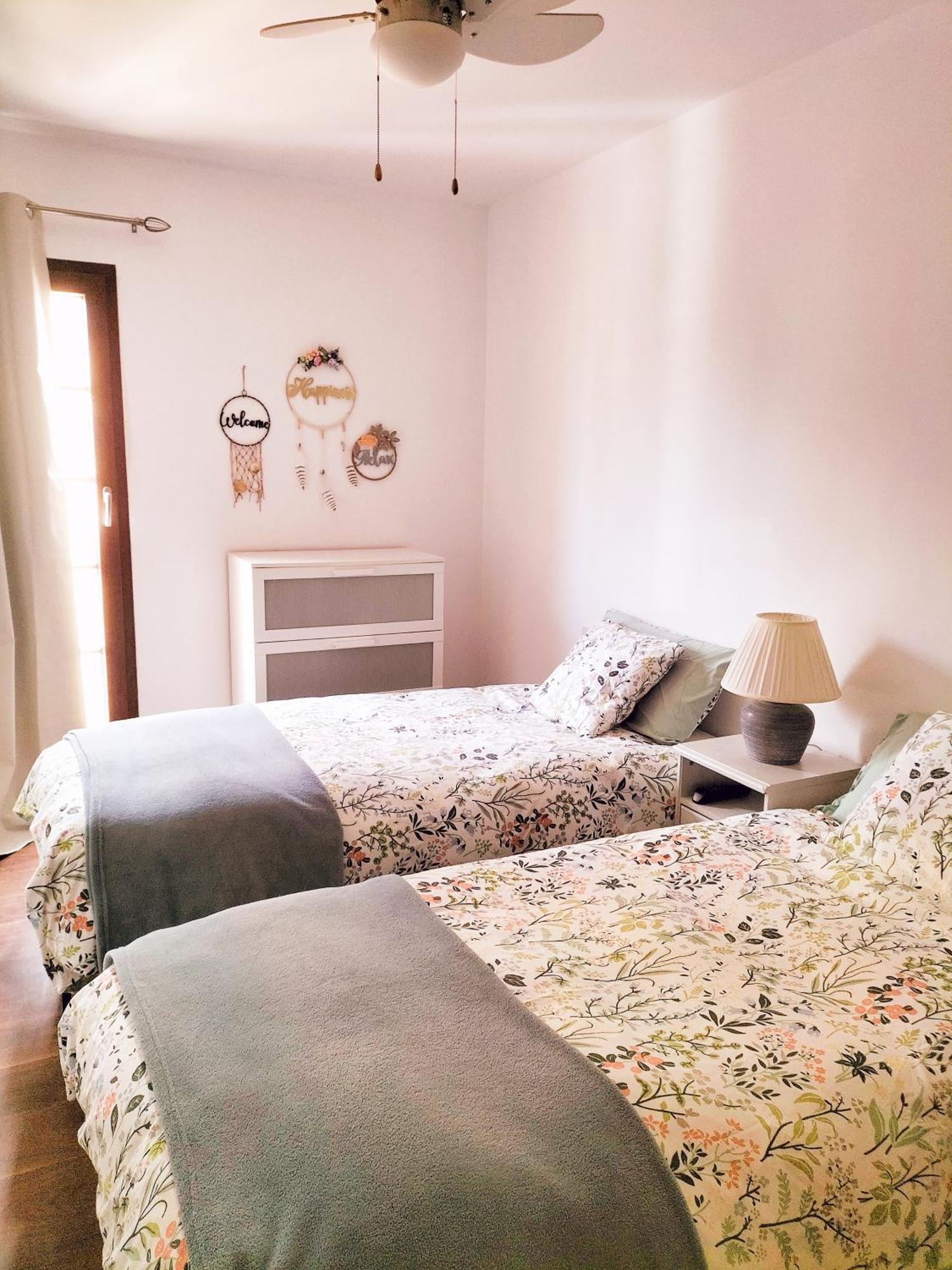 Valencia Beach Room With Private Bathroom Coliving Port Saplaya Extérieur photo